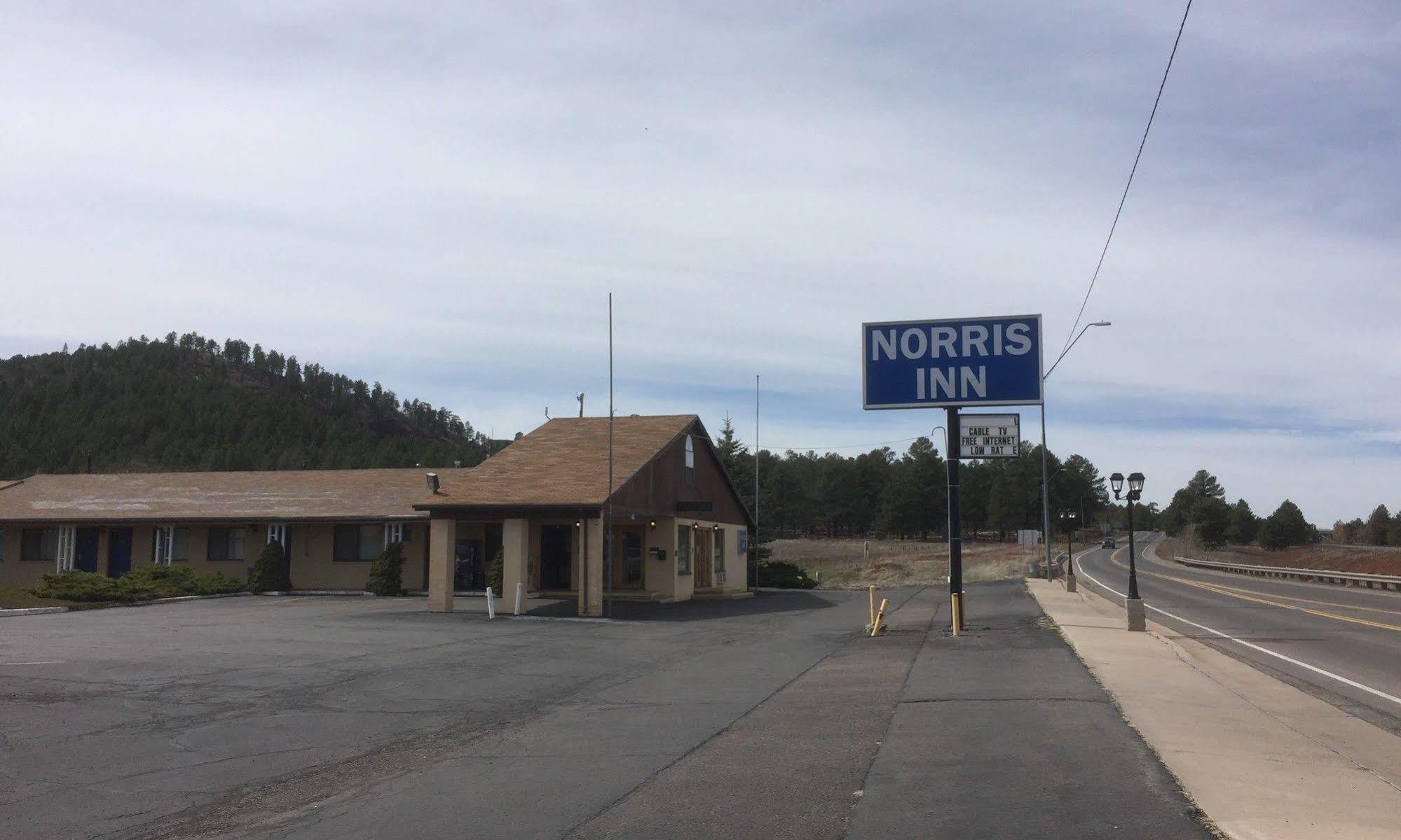Super 8 By Wyndham Williams West Route 66 - Grand Canyon Area Exterior foto